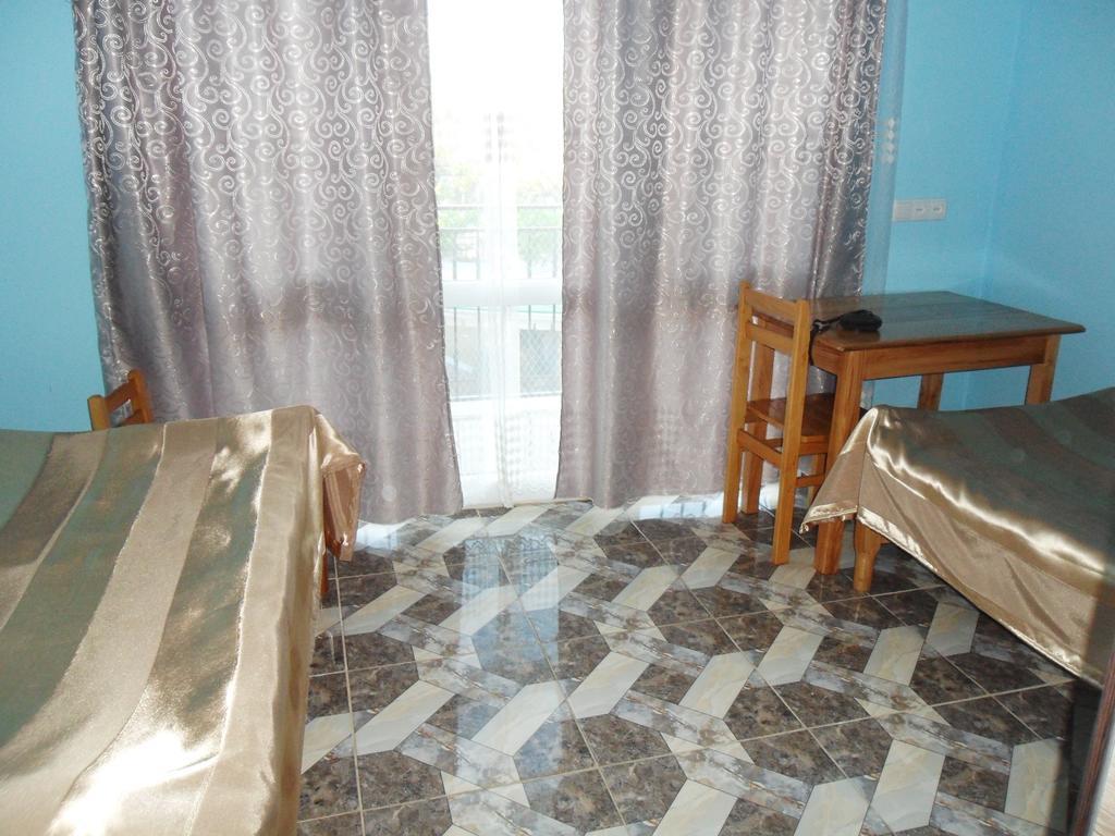 Guest House Nika Kobuleti Zewnętrze zdjęcie