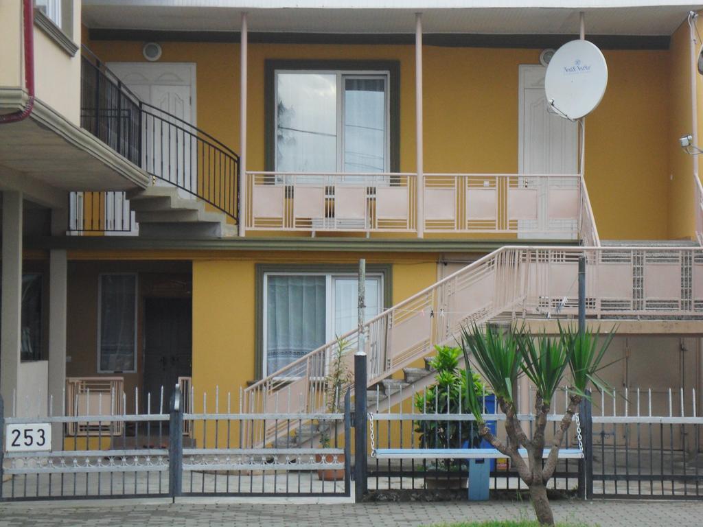 Guest House Nika Kobuleti Zewnętrze zdjęcie