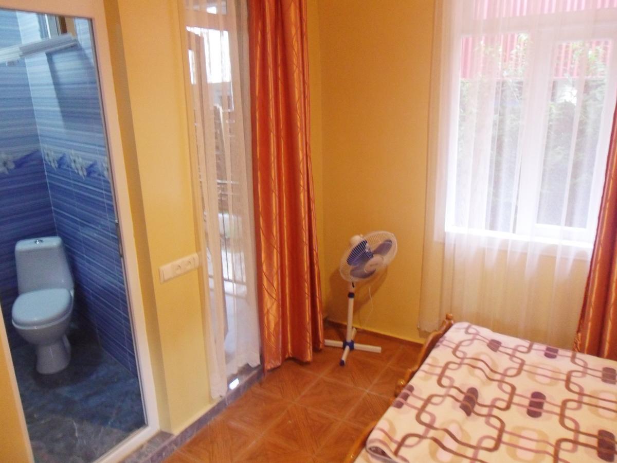 Guest House Nika Kobuleti Zewnętrze zdjęcie