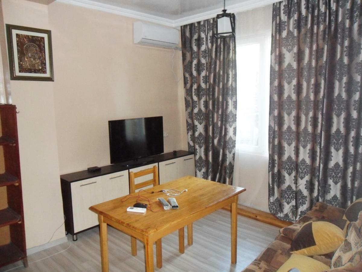 Guest House Nika Kobuleti Zewnętrze zdjęcie